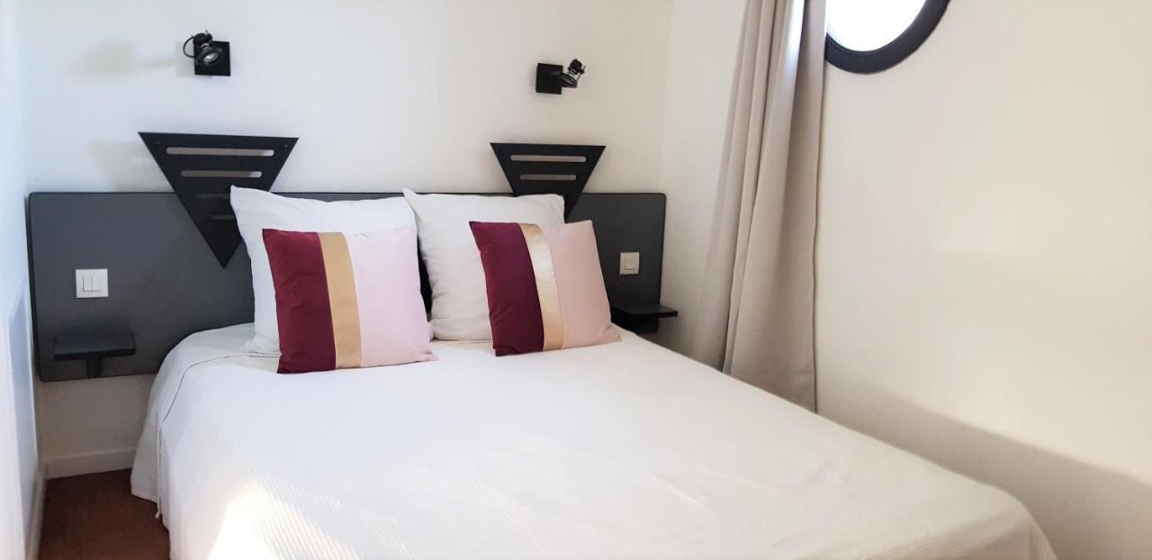 Appartement Cinema Aux Portes Du Futuroscope Чассенеуил-Ду-Поитоу Экстерьер фото